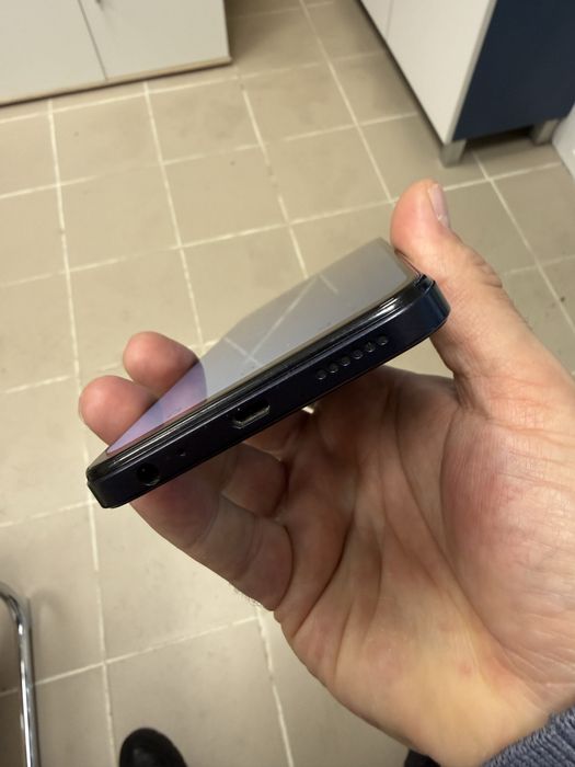 Infinix Smart 7 HD 2/64gb - отличен