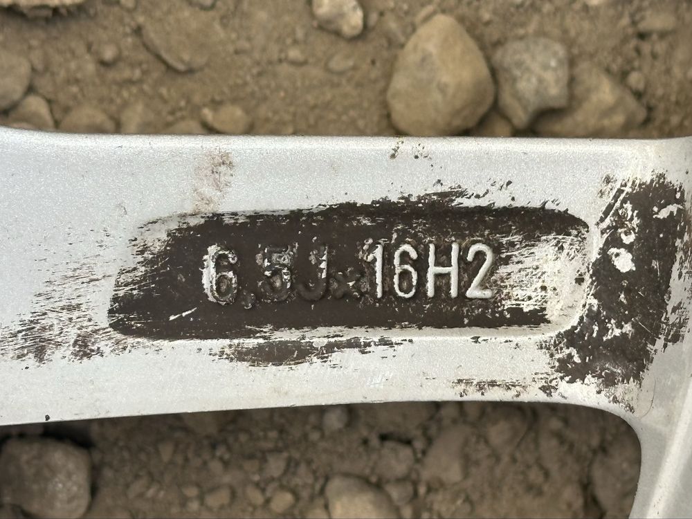 16 цола резервна лята джанта със гума 5х114.3 нисан и други