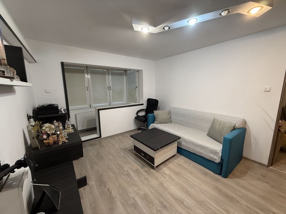 Apartament 3 camere, Resita, Micro 1