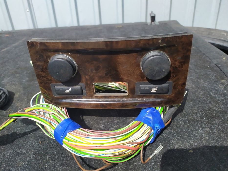 Задний диван с подогревом