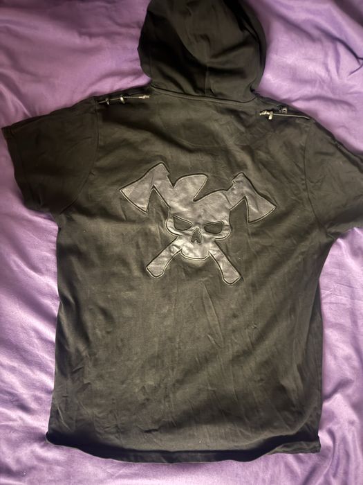 Luda дрехи, Луда суичер, потник