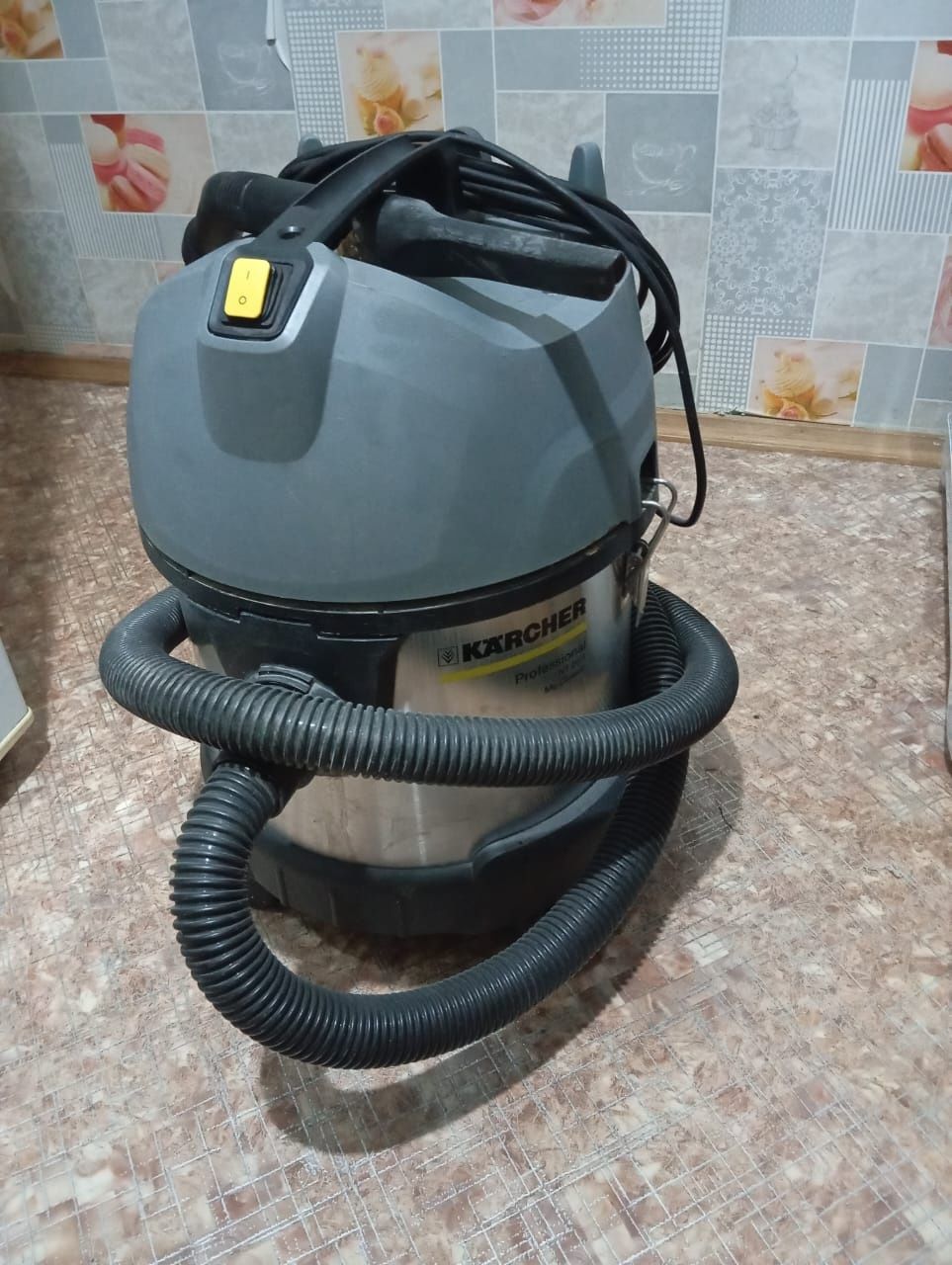 Продам пылесос Karcher