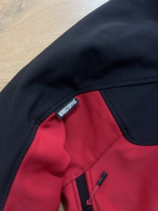 Haglofs Windstopper дамско яке М
