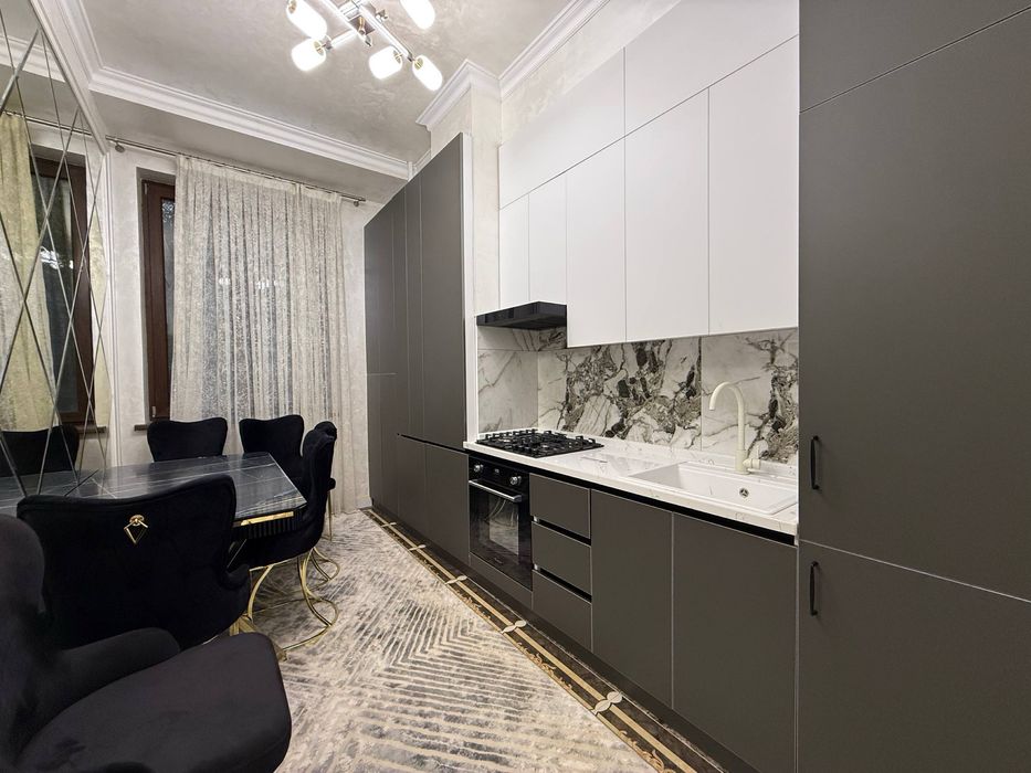 Срочна продаётся квартир Ц2 Басри баба