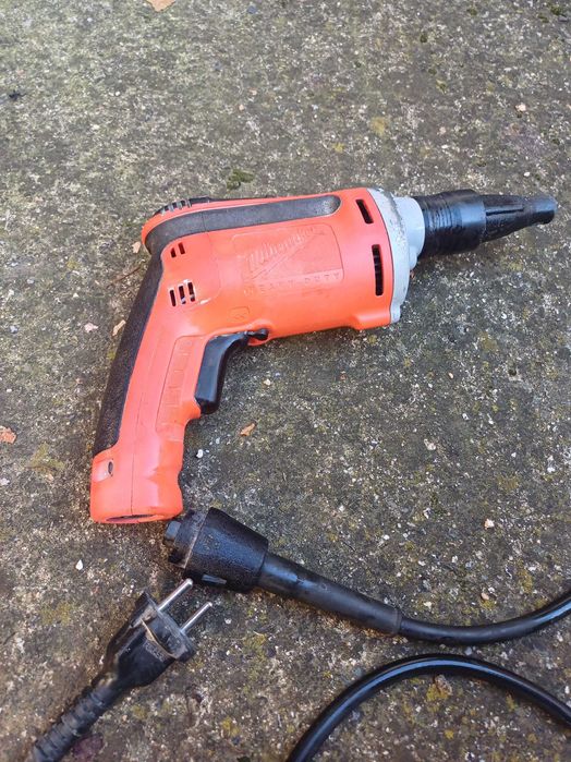 Електрически винтиверт Milwaukee