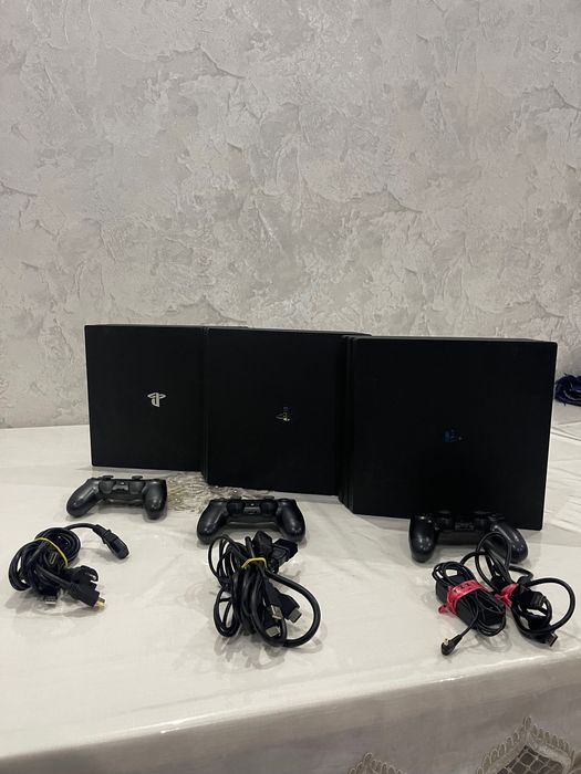 Ps4 pro 1 TB. holati zor