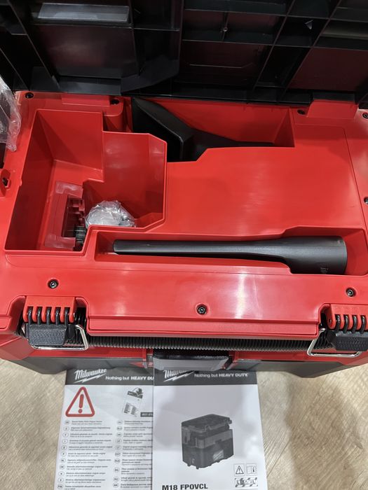 Прахосмукачка Мilwaukee M18 FPOVCL-0