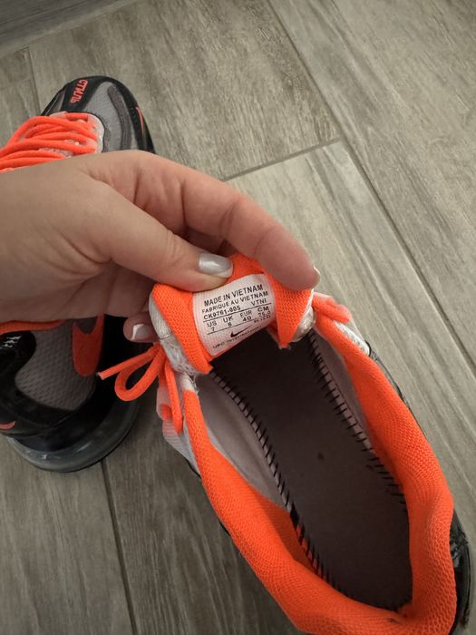Adidasi nike marimea 40