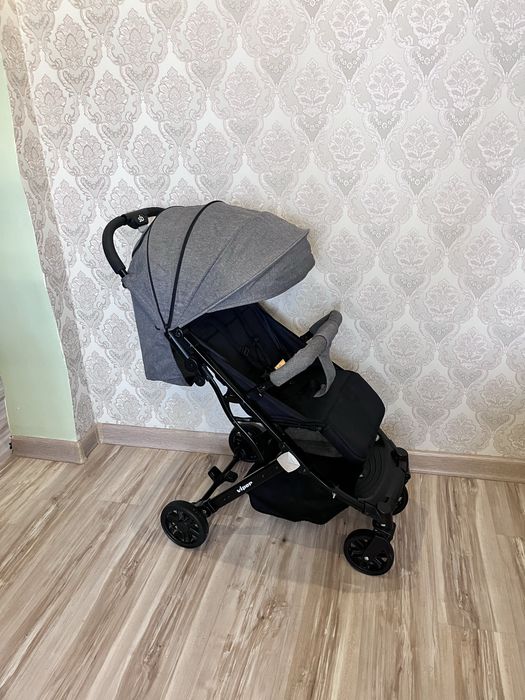 Коляска прогулочная