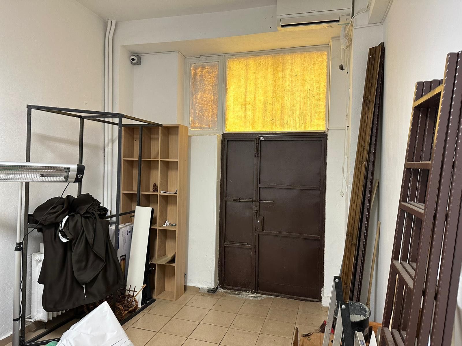 Spațiu comercial în zonă hiperaglomerată -lângă 2 magazine Mega Image!