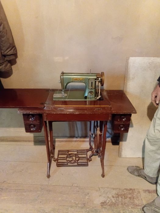 Швейная  машинка Китай 1957 год выпуска