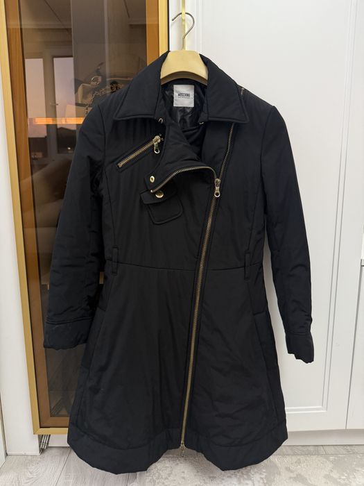 Пальто плащ утепленное Moschino