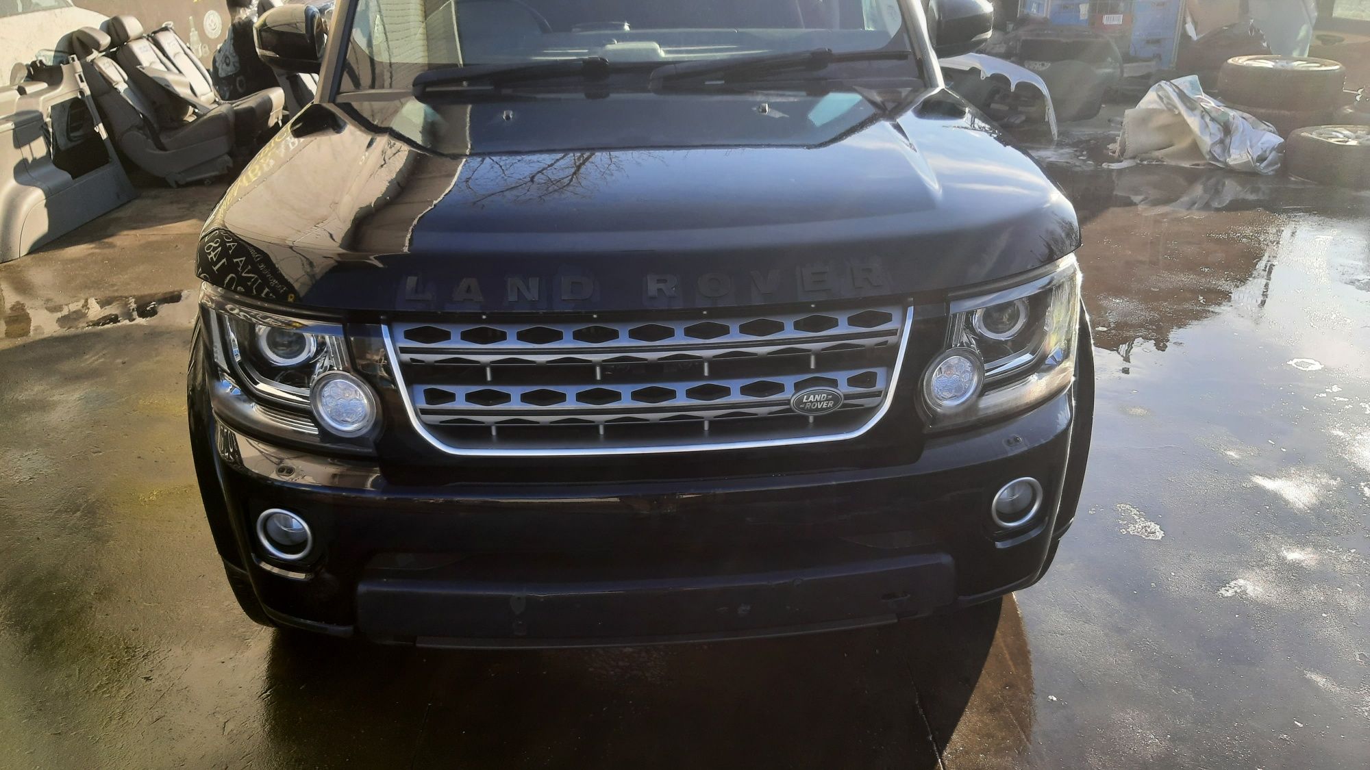 Dezmembrez land Rover discovey 4 facelift 3.0 e6