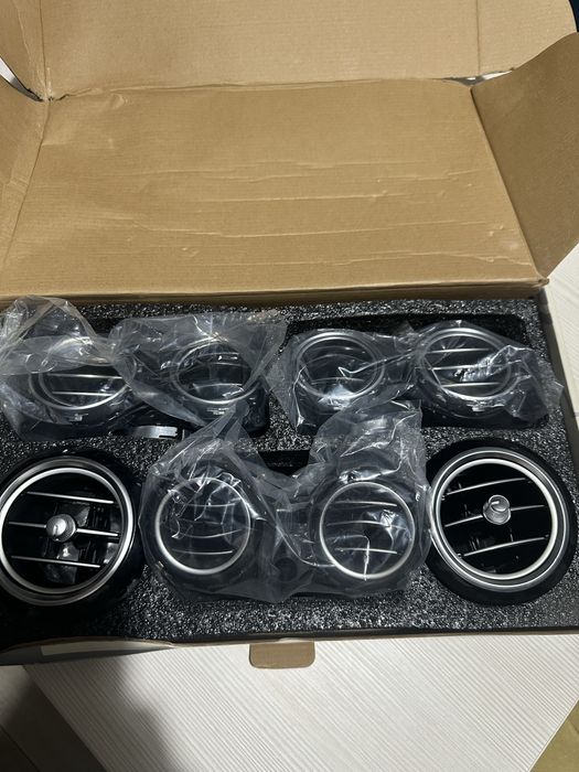Difuzoare boxe ventilatie guri usa Mercedes W213