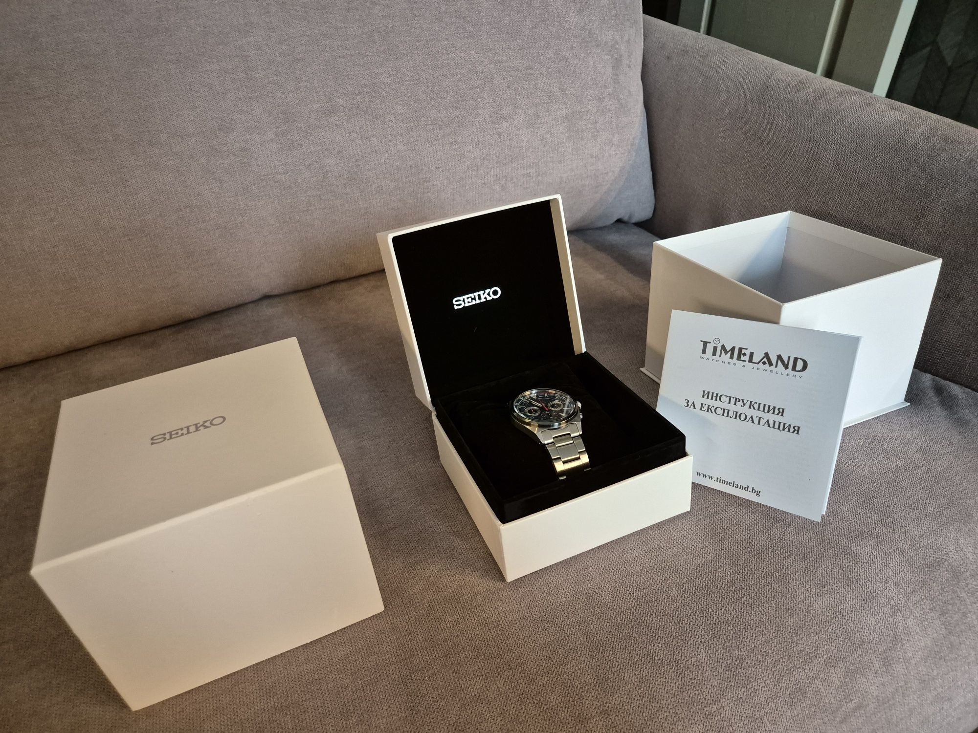 Продавам часовник Seiko Chronograph