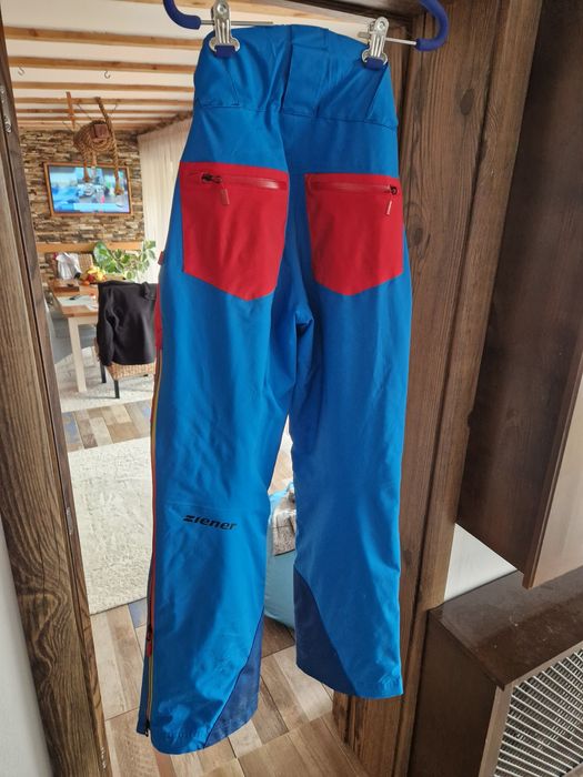 Ски екип ZIENER  Audi