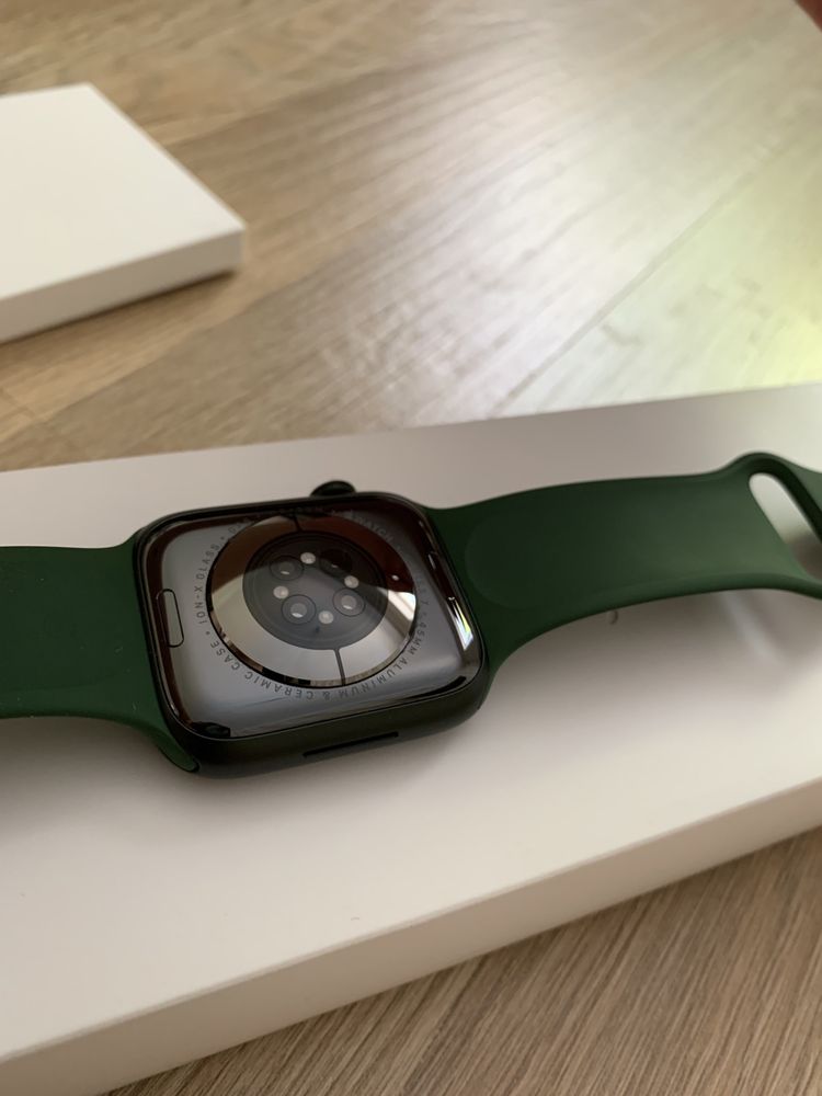 Продам Apple Watch 7 Series 45mm Green