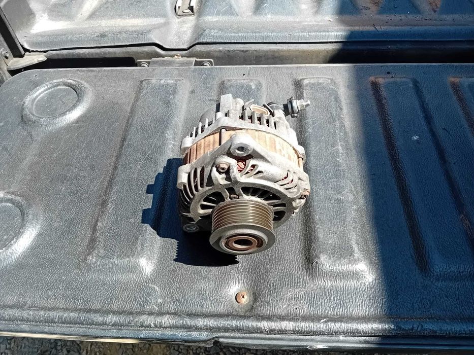 Vand Alternator Nissan Navara D40