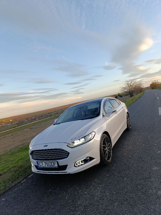 Vând Ford Mondeo mk5