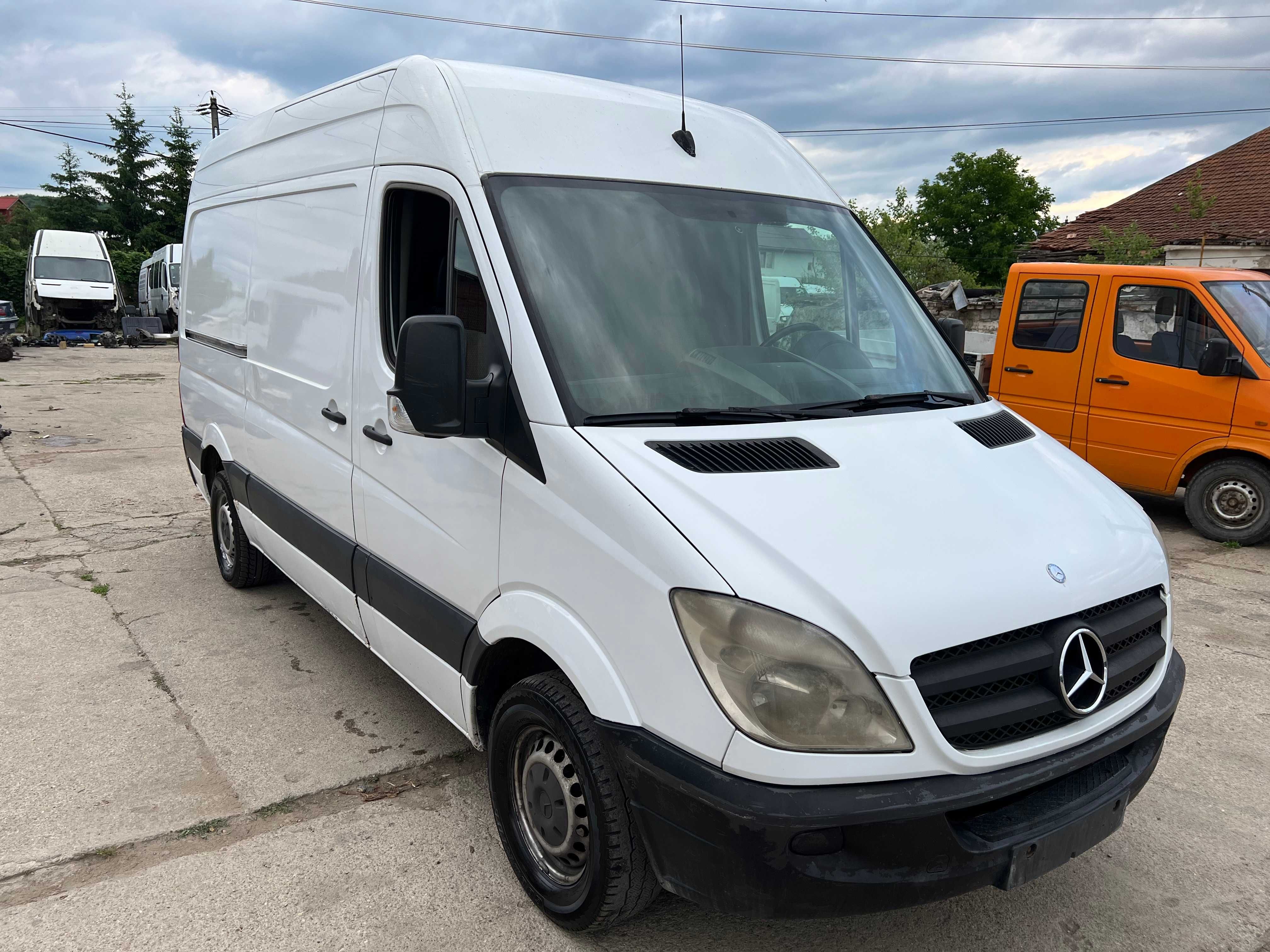 DEZMEMBREZ Mercedes SPRINTER W 906 215 CDI 2008 Biturbo EURO 4