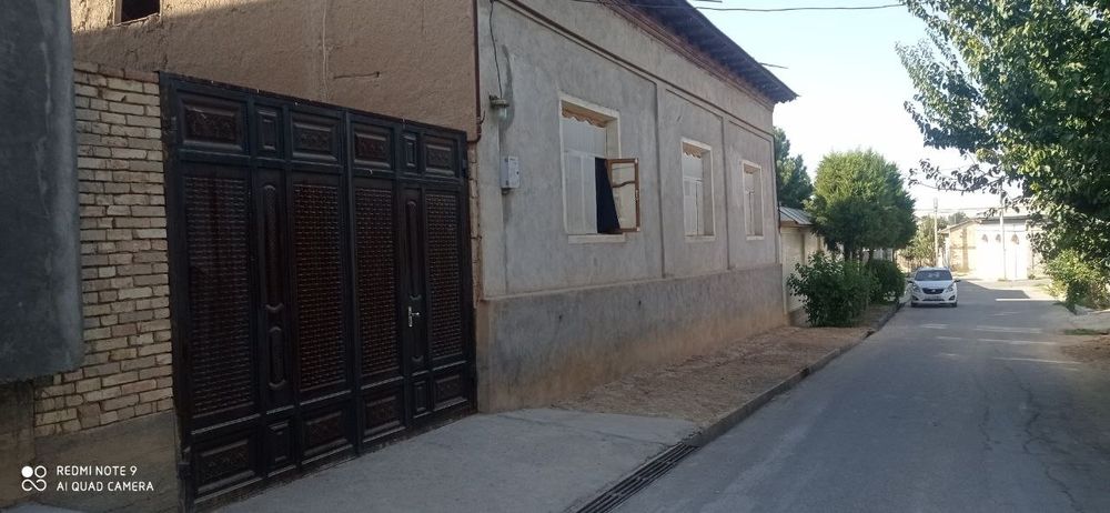 Срочна прадаёция уч кахрамон 5 сотих 6 та хона бартерга хам булади