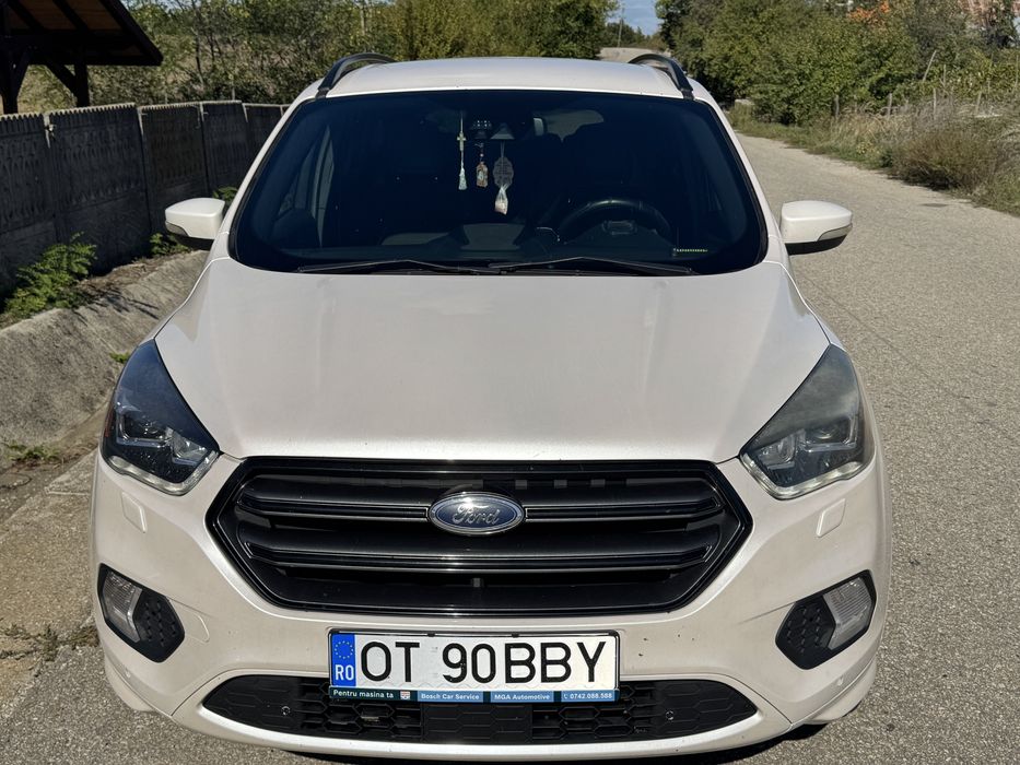 Ford Kuga II ST Line Pachet