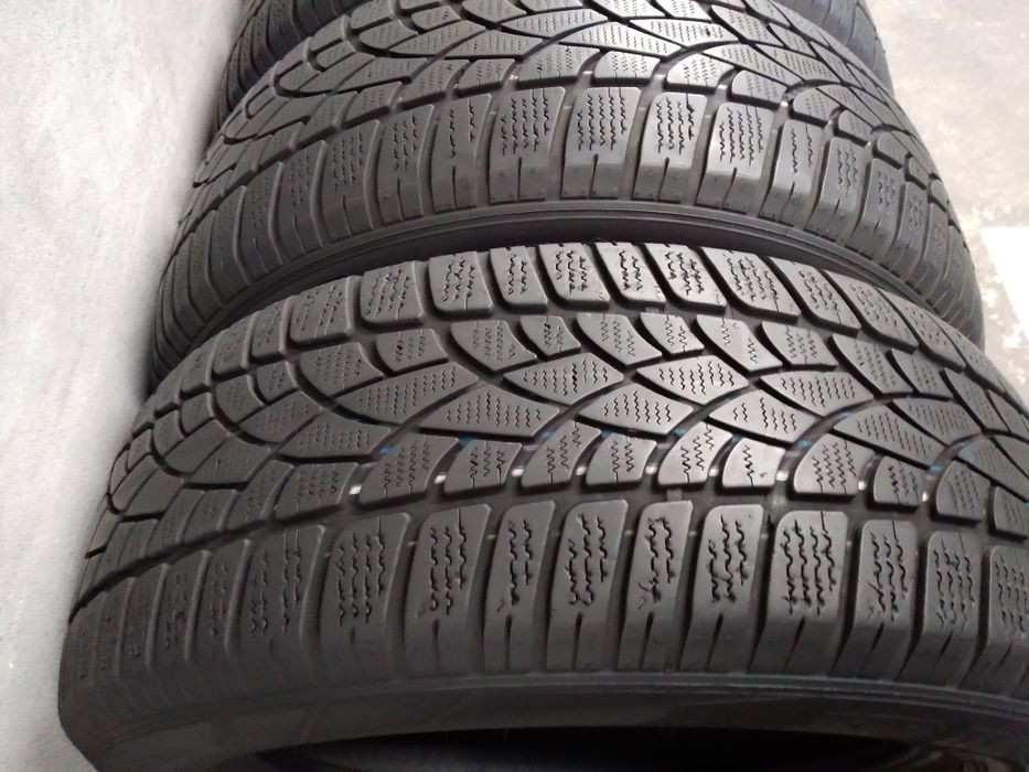 Anvelope iarna dunlop 235/55/18