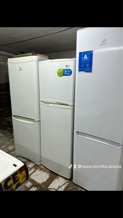 Продам холодильник
