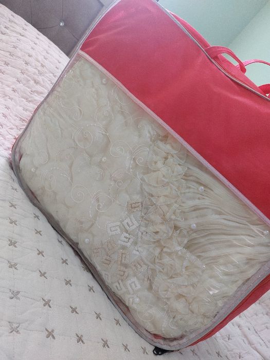 Декоративное покрывало