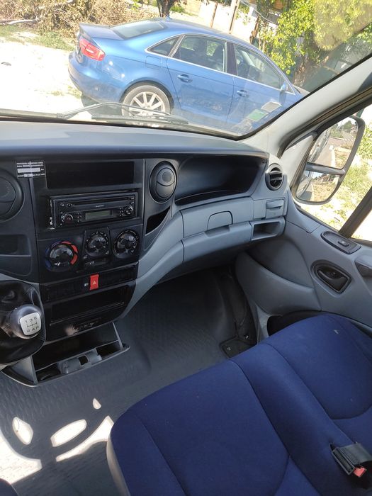Vând Iveco 35c12 Basculanta