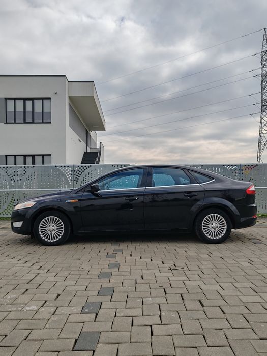 Vând Ford Mondeo mk4