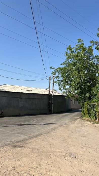 Srochno sotiladi nazarbekda Hovli  2.8 Sotix 65.000$