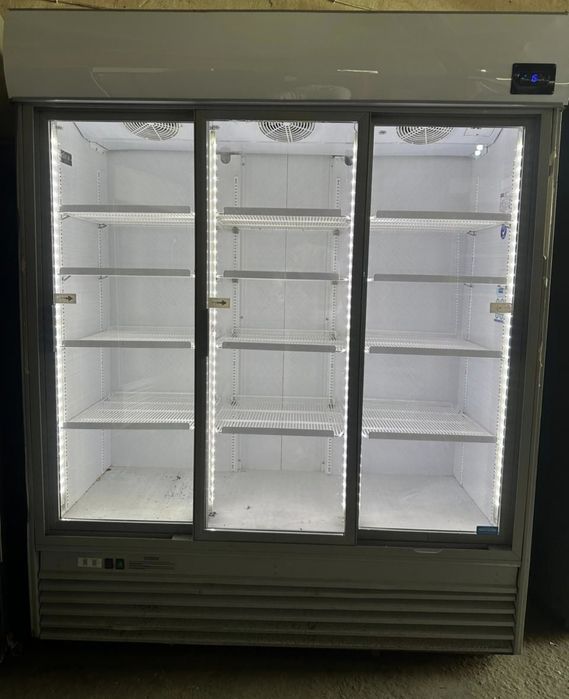 Витринные холодильники, ветринные, витражные холодильники для цветов