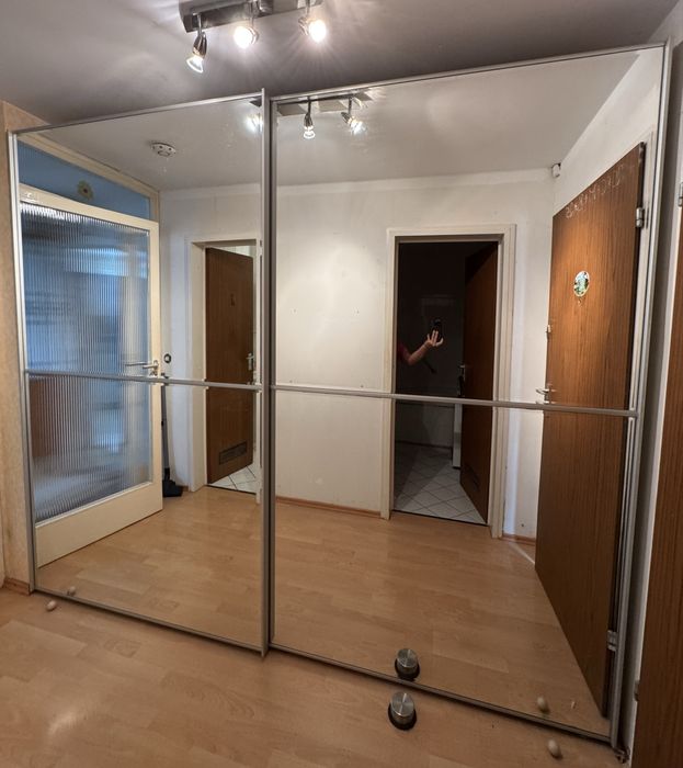 Dressing/Dulap 253/220/66 cm 3 usi culisante oglinda