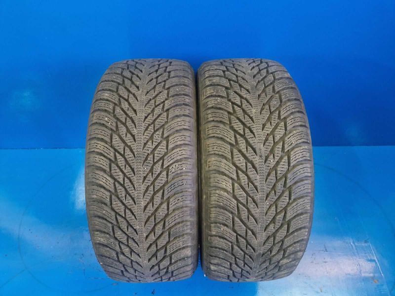 2 Nokian R18 235/45
зимни гуми DOT4819