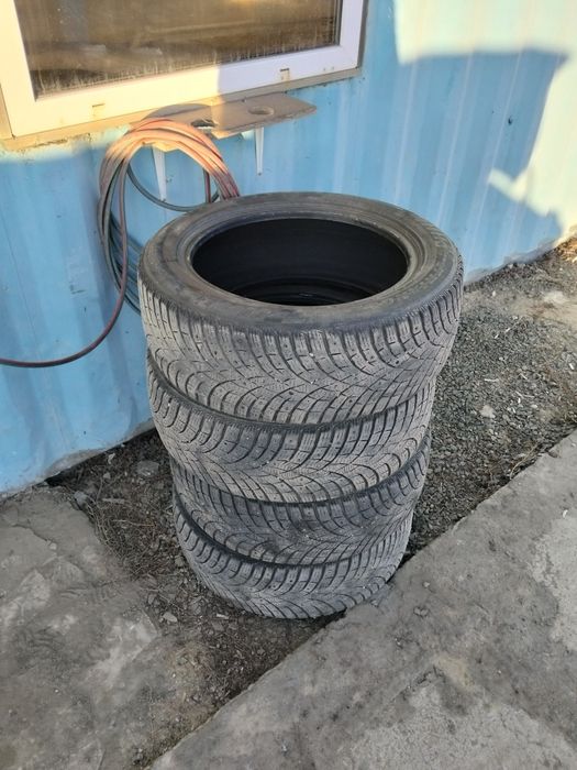 Продам шипы бу в Кандагаче