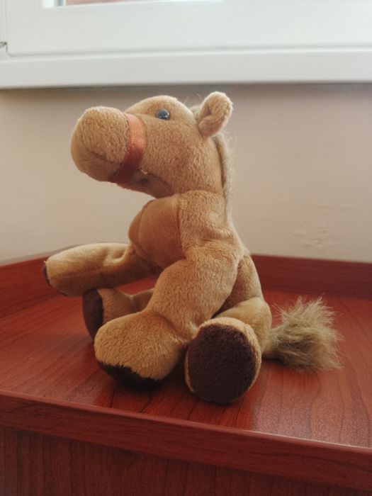 Продавам четири плюшени играчки