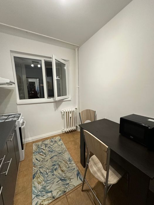 Prima chirie/ apartament 2 camere sector 4 renovat (loc parcare bonus)