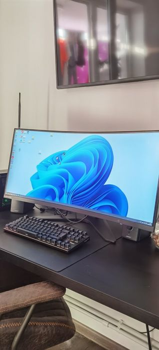 Vand monitor ultrawide gaming 34" Lenovo G34W-10 cu Freesync si 144Hz