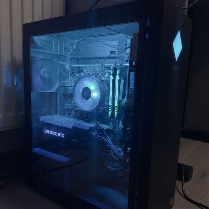 Calculator/PC Gaming cu AMD Ryzen 5 5600G, RTX 3060 + Monitor Gaming