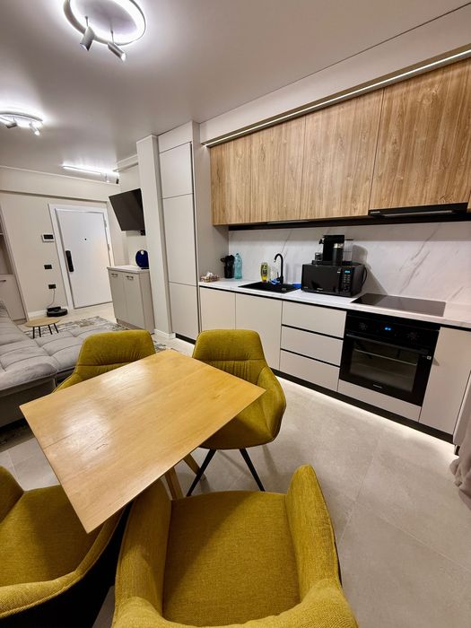 Inchiriez apartament 2 camere – Alezzi Odyssey, Mamaia Nord