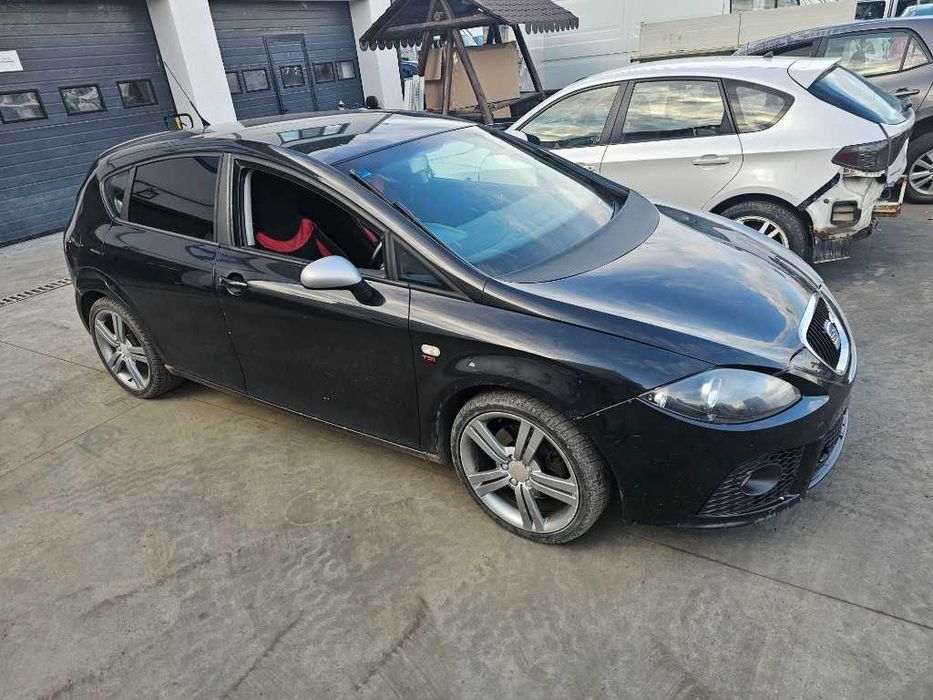 Dezmembrez Seat Leon 1P FR 2.0 Tdi cod BMN 170CP an 2008