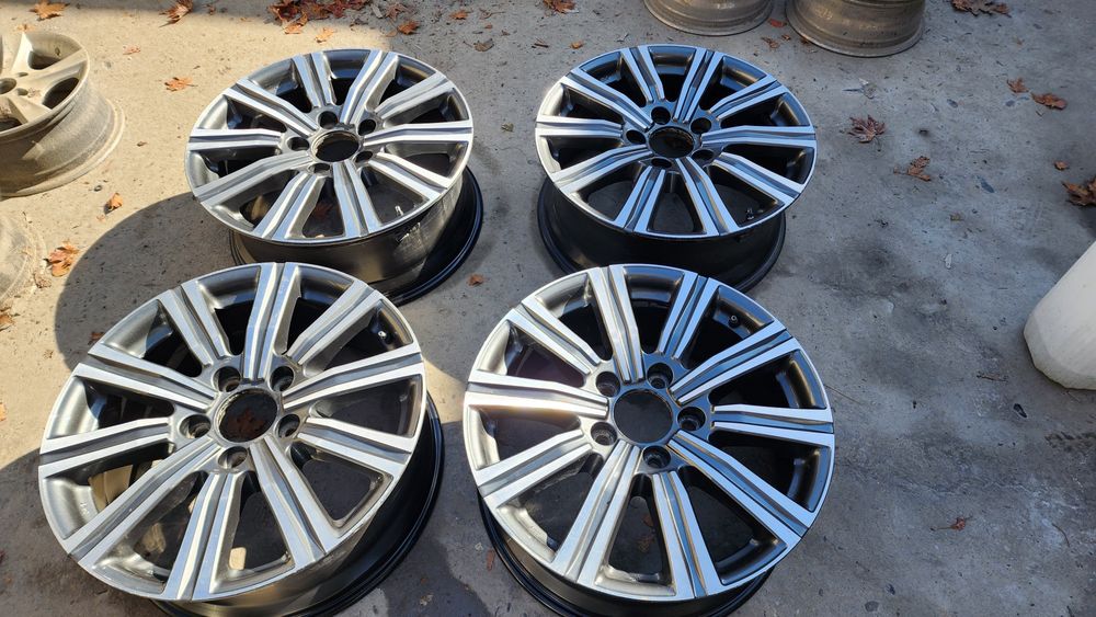 Продаются диски R 21 на LANDKRUIZER 200