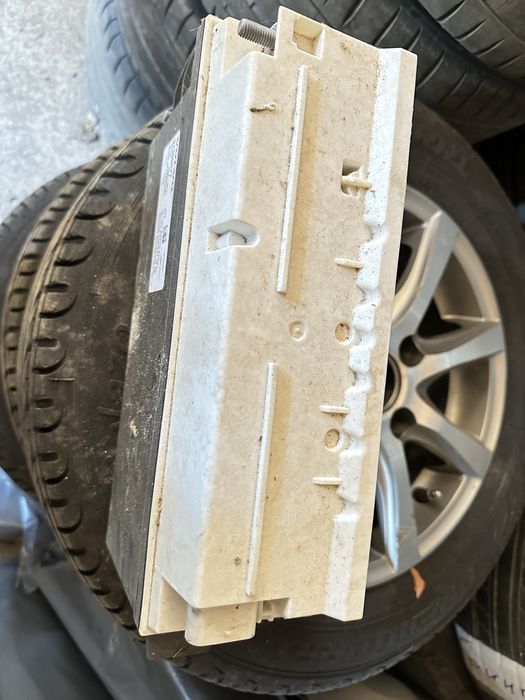 Батерия за Волво ХЦ40 хибрид 2021