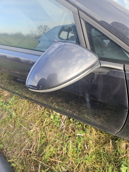 Oglinda dreapta cu rabatare electriva vw golf 7 an 2015