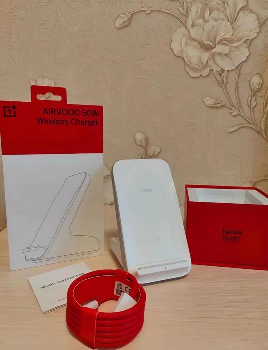 Беспроводная станция зарядки OnePlus AirVooc