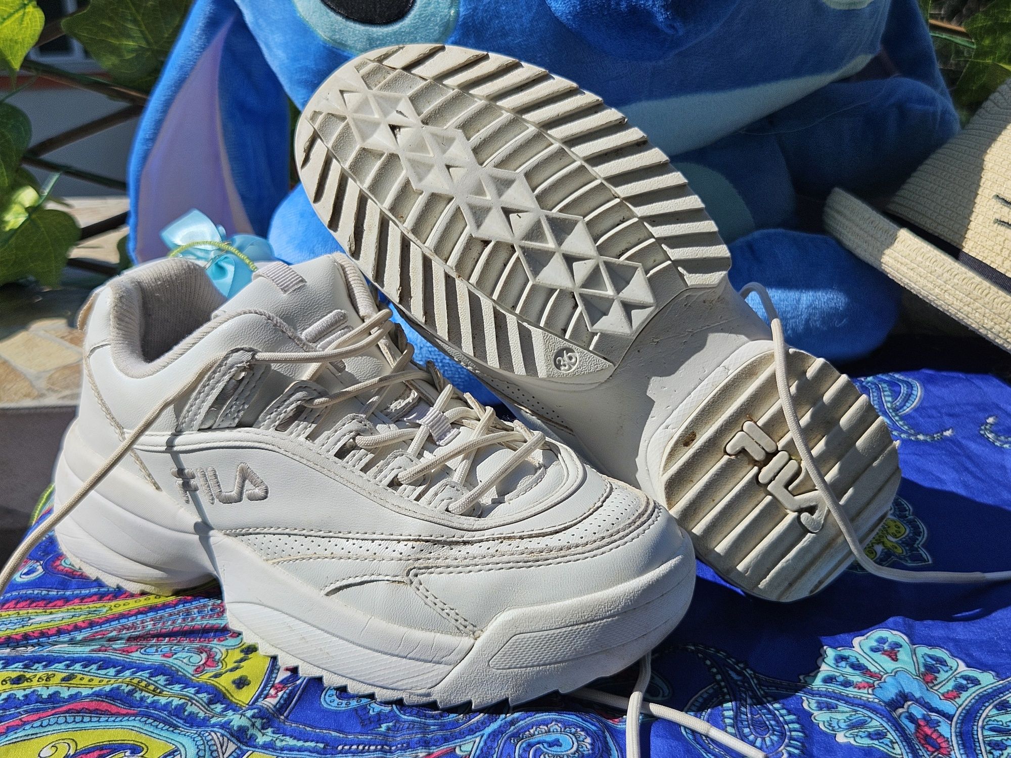 Fila чънки маратонки N36
