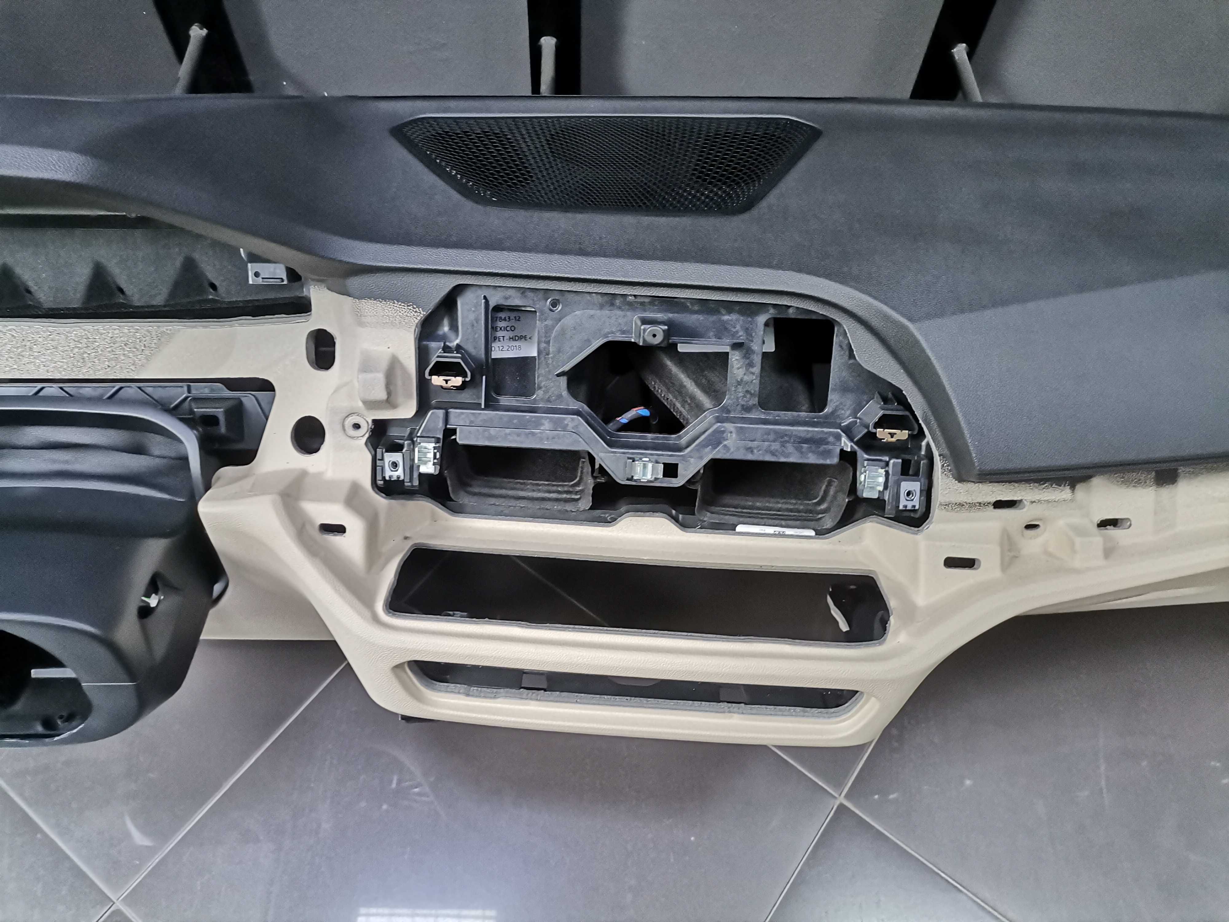НОВО Арматурно Табло BMW 3 G20 G21 G22 G23 G26 i4 - HUD - ОРИГИНАЛНО