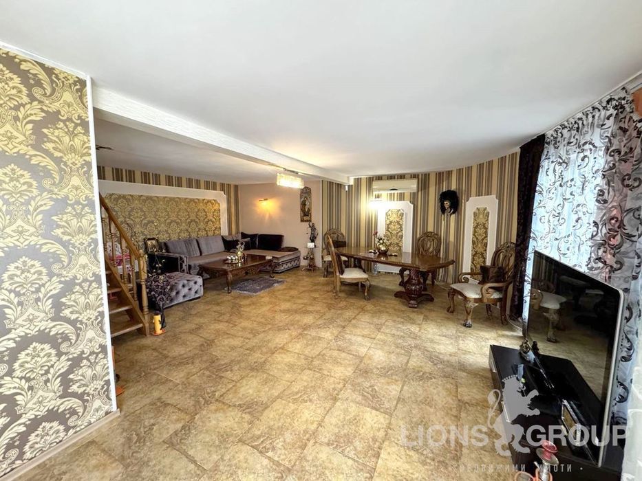 Къща в Варна, област-с.Осеново площ 245 цена 260000