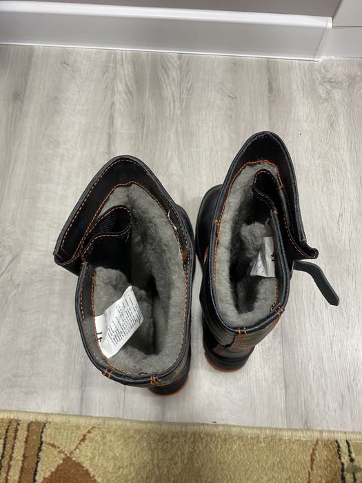 Рабочий ботинки